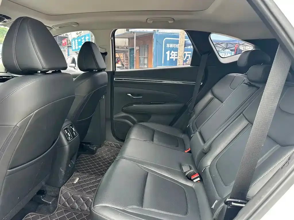 Hyundai Tucson — фото 9