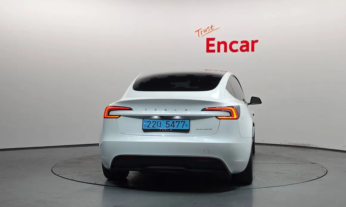 Tesla Model 3 — фото 2