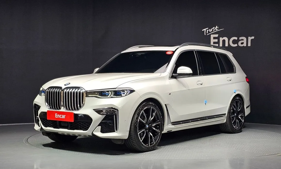 BMW X7 — фото 1