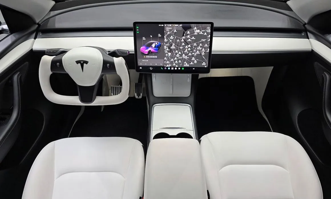 Tesla Model Y — фото 6