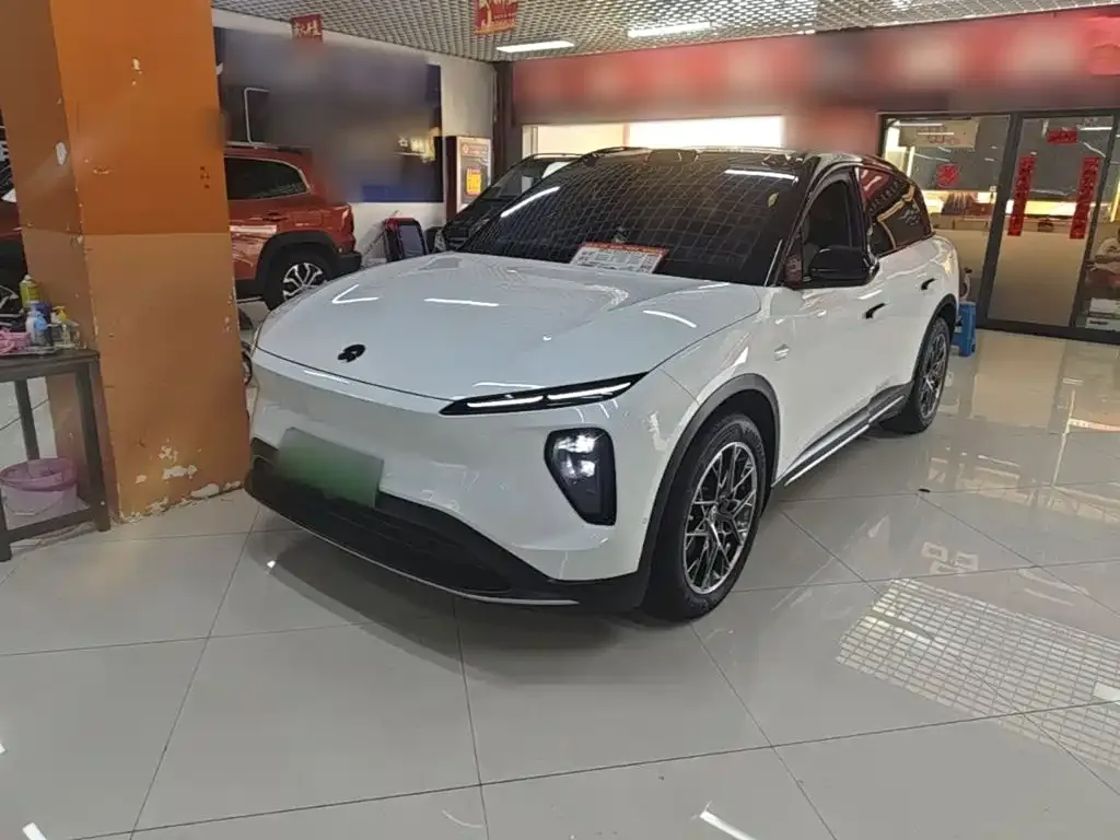 NIO EC6 — фото 7
