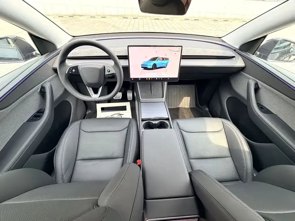 Tesla Model Y — фото 2