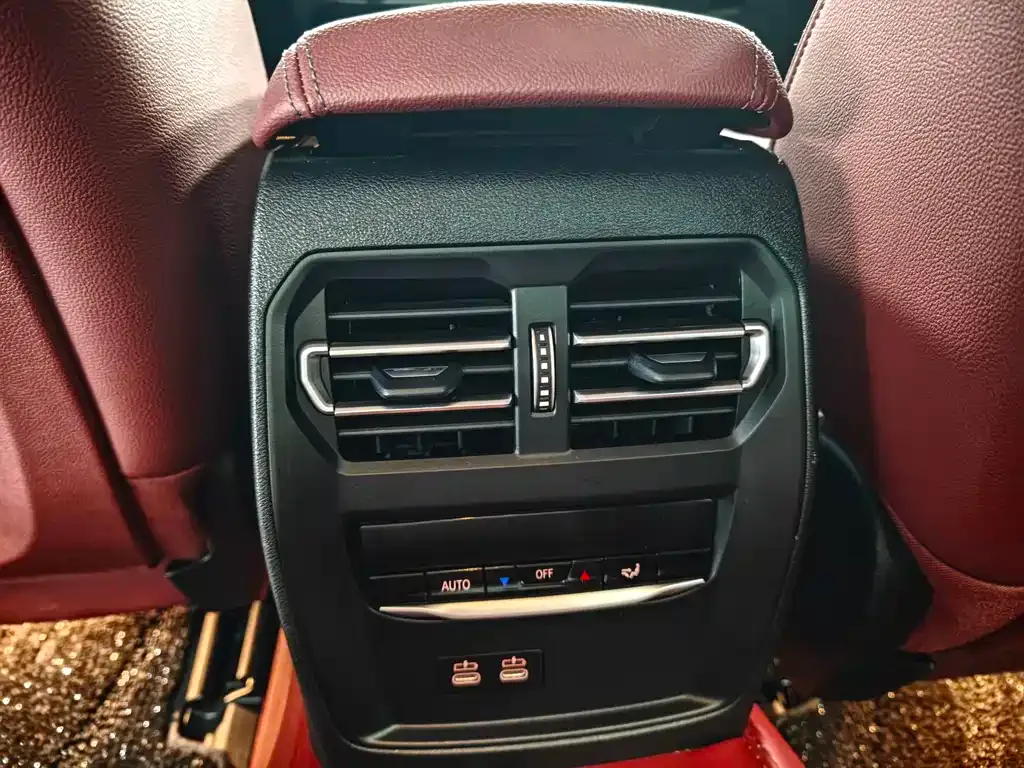 BMW i3 — фото 6