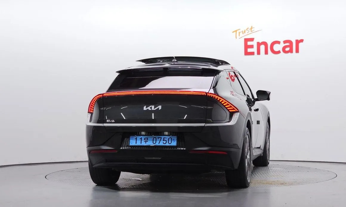 Kia EV6 — фото 4