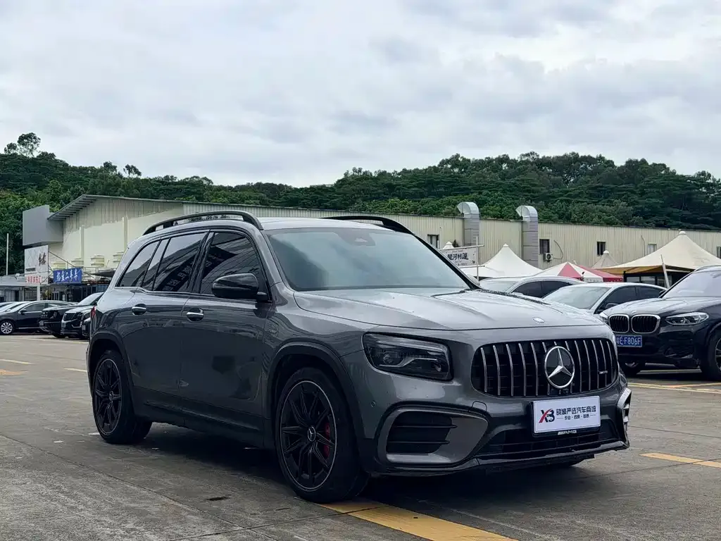 Mercedes-Benz GLB AMG — фото 6