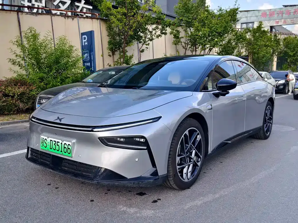 XPeng P7+ — фото 1