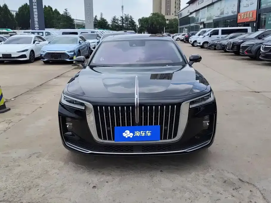 Hongqi H9 — фото 10