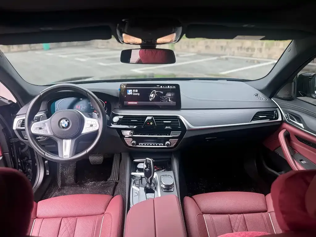 BMW 5 Series — фото 10