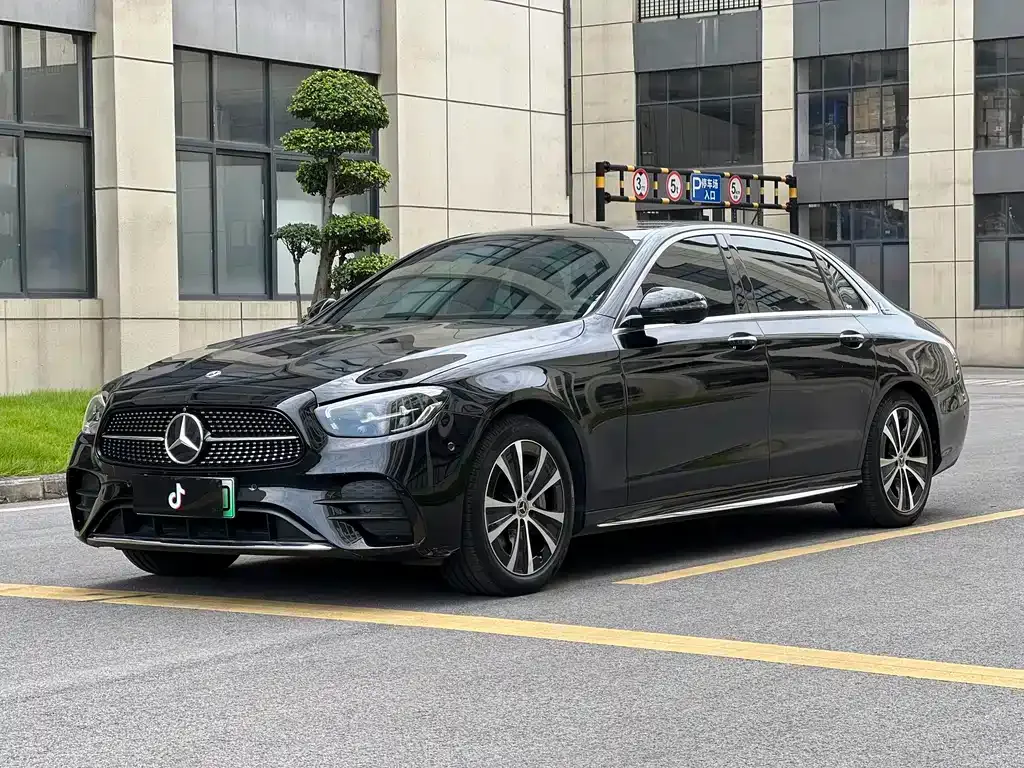 Mercedes-Benz E-Class New Energy — фото 1