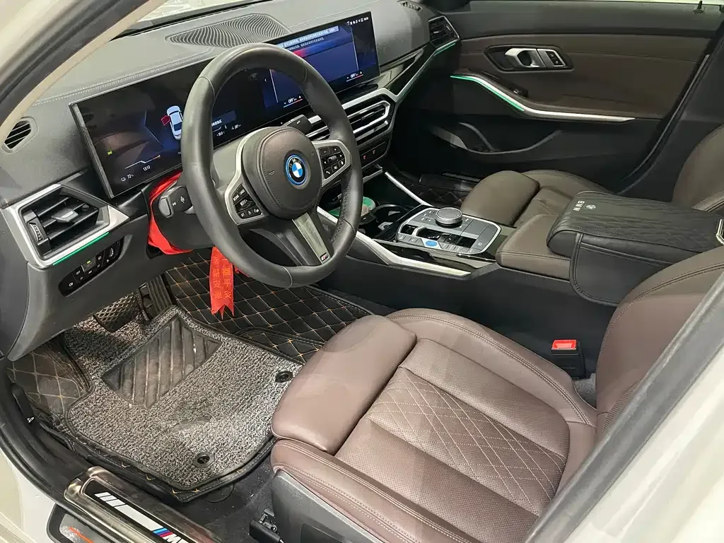 BMW i3 — фото 9