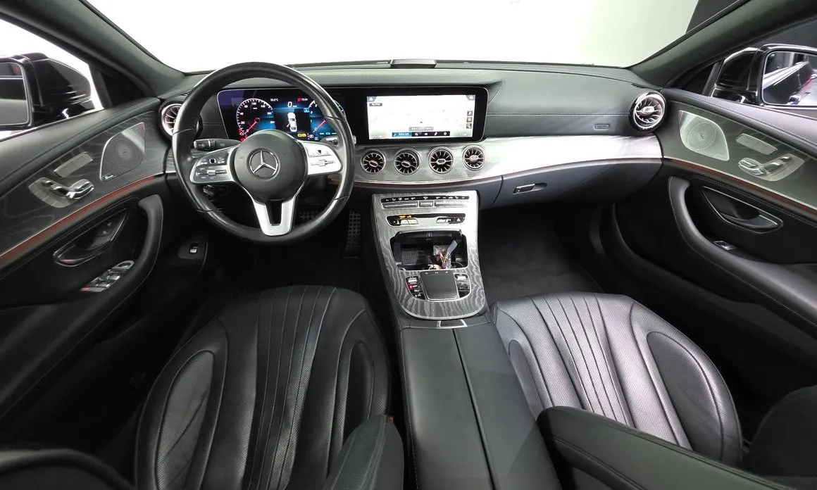 Mercedes-Benz CLS-Class — фото 8