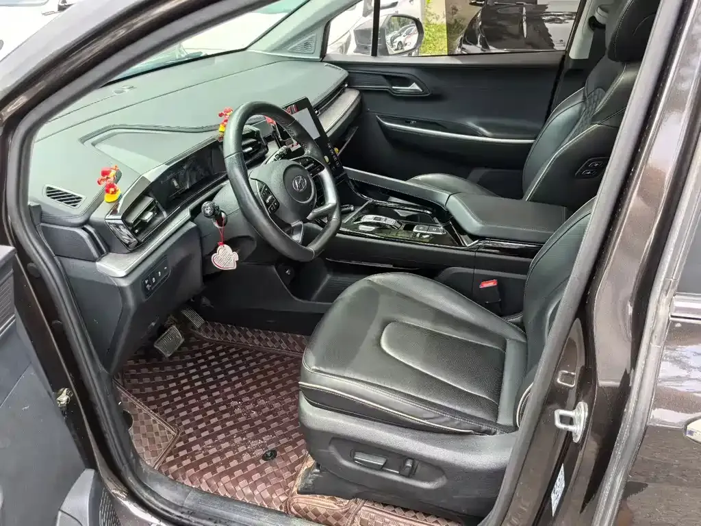 Hyundai Custo — фото 3