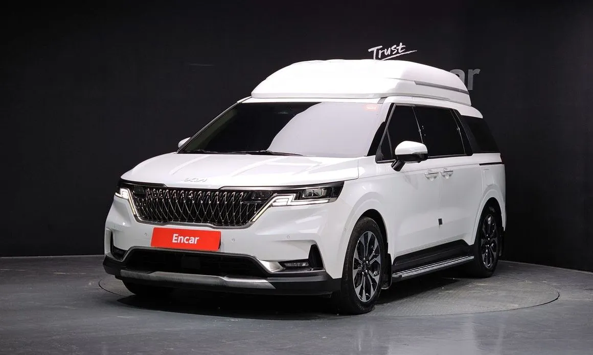 Kia Carnival — фото 1