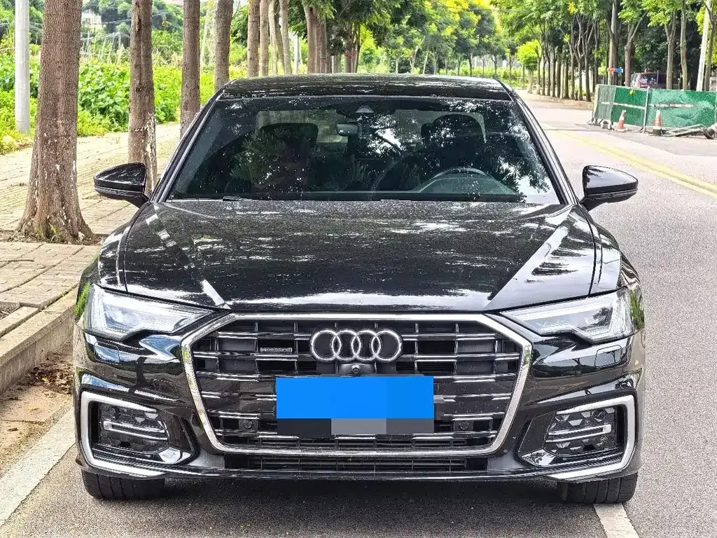 Audi A6L — фото 2