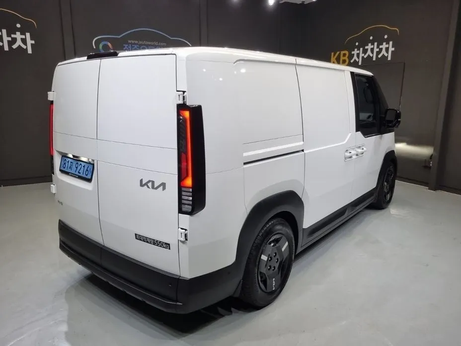 Kia PV5 — фото 7