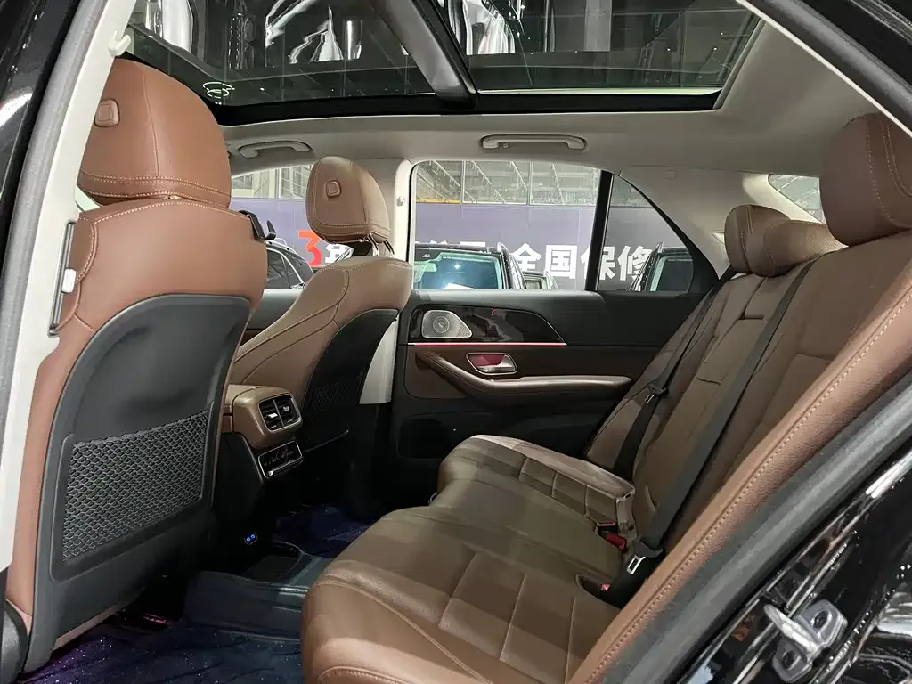 Mercedes-Benz GLE (Import) — фото 10