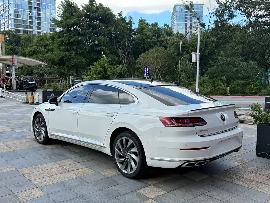 Volkswagen CC — фото 7