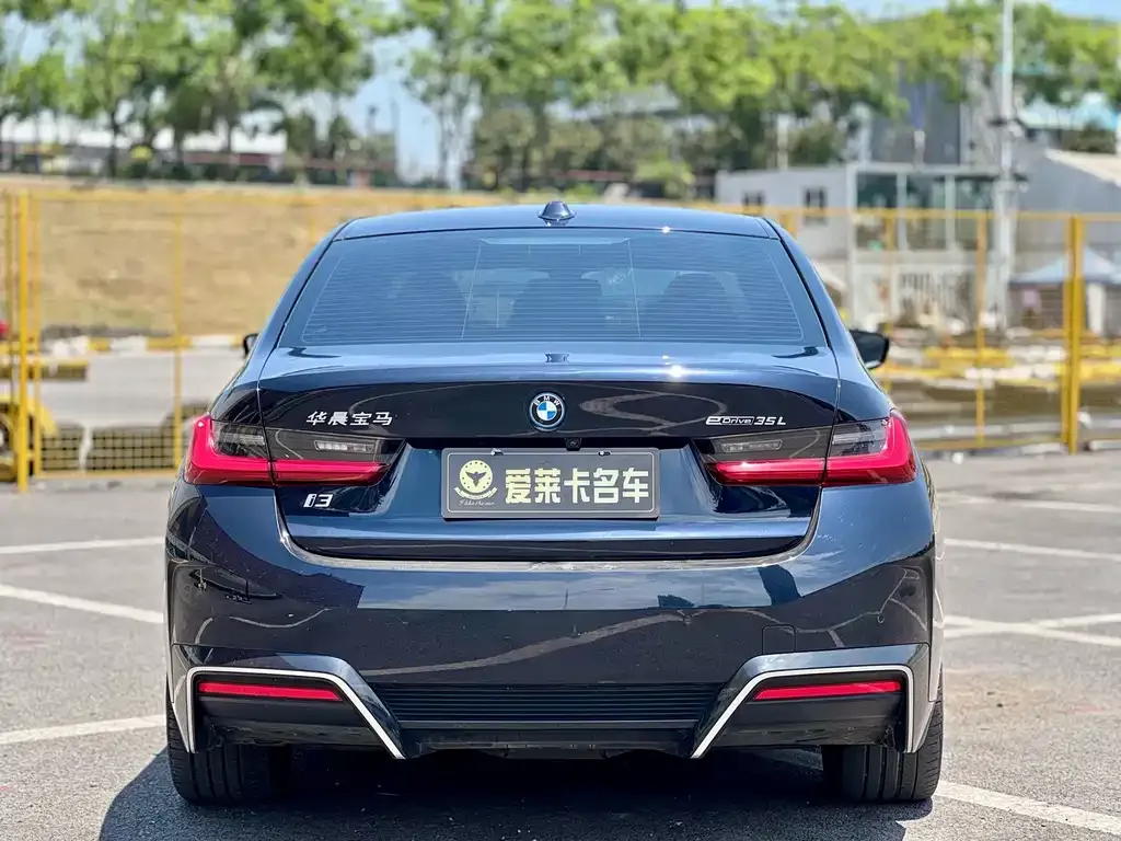 BMW i3 — фото 2