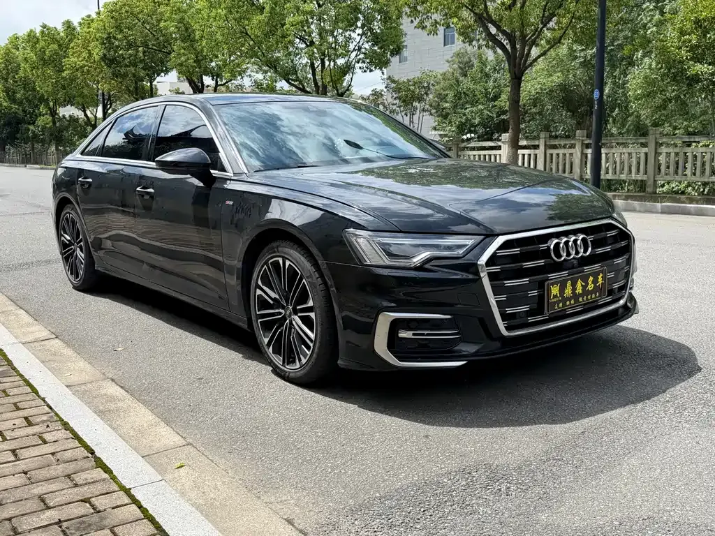 Audi A6L — фото 10