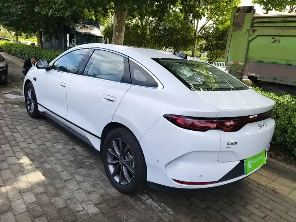 BYD Qin L — фото 4