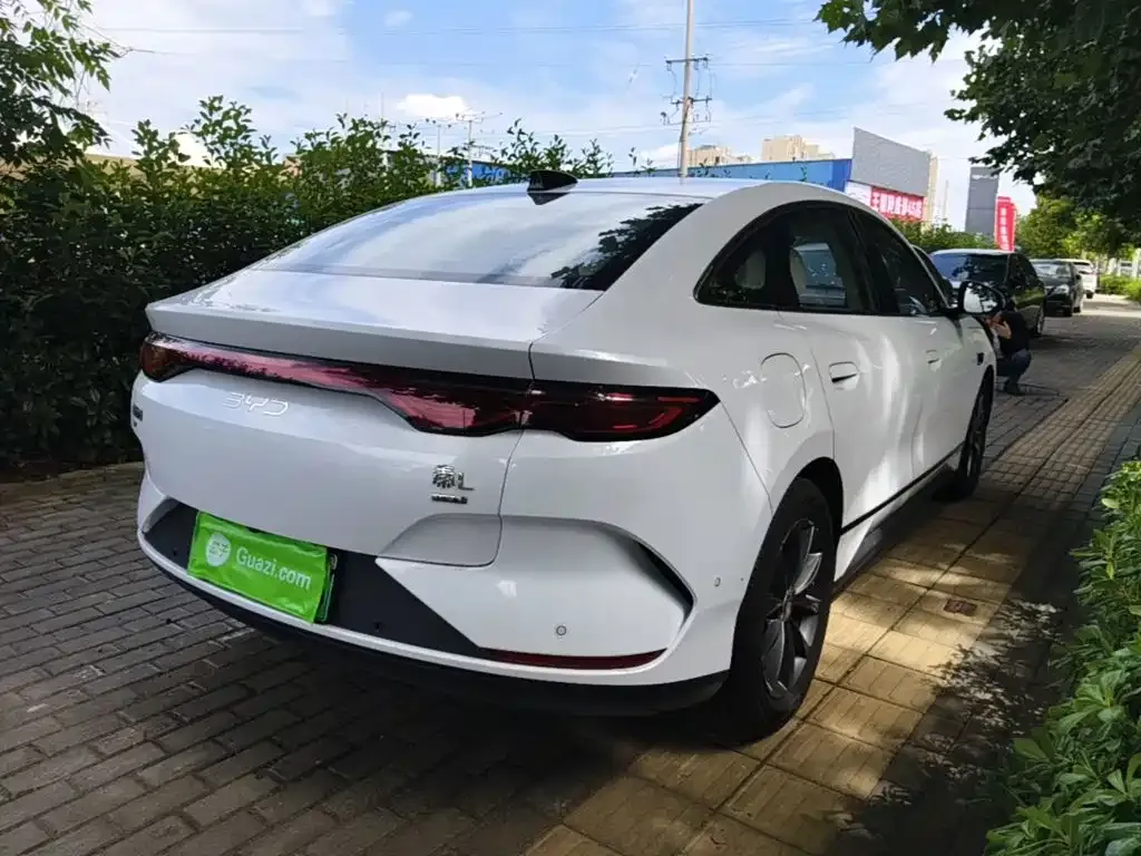 BYD Qin L — фото 3