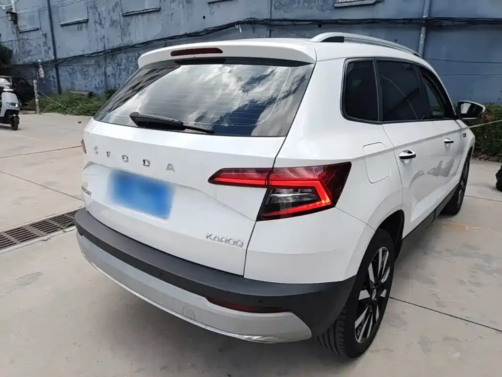 Skoda Karoq — фото 9