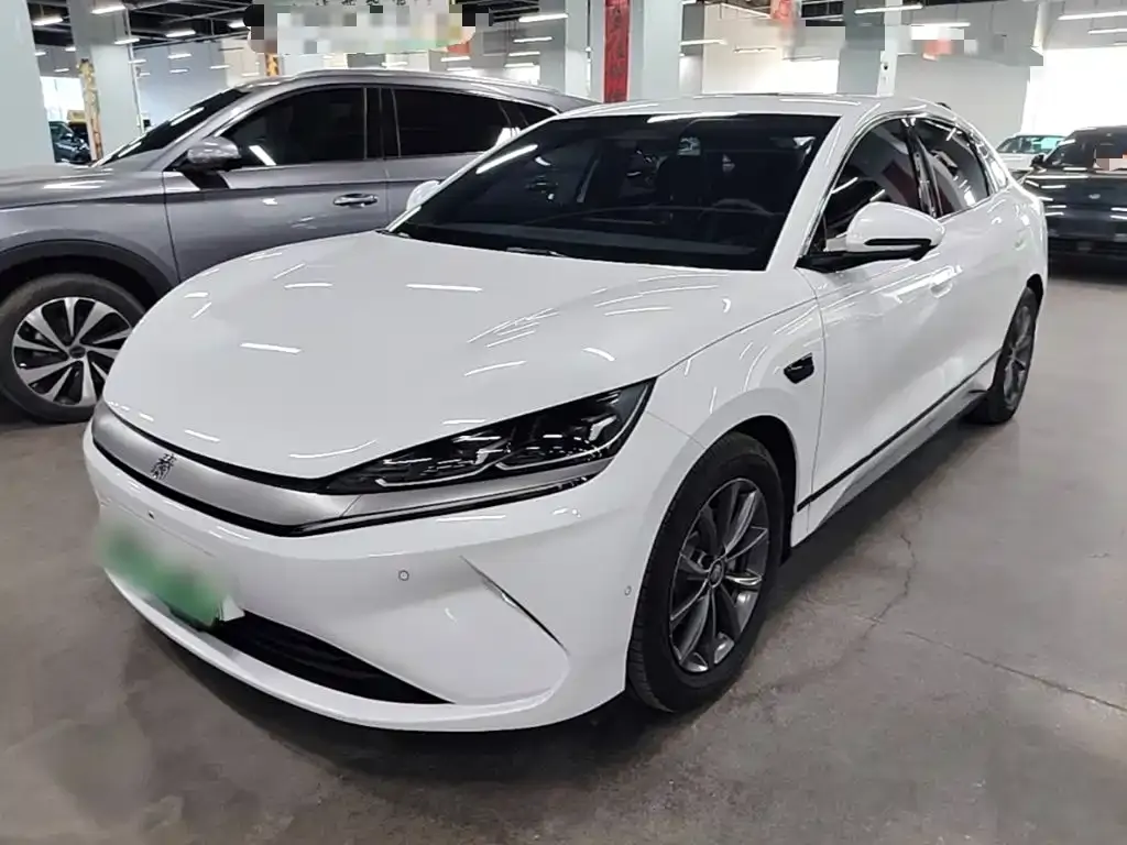 BYD Qin L — фото 7