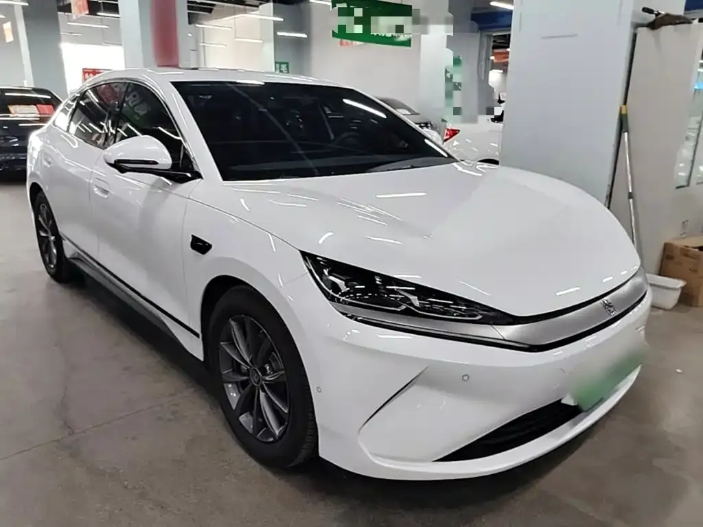 BYD Qin L — фото 4