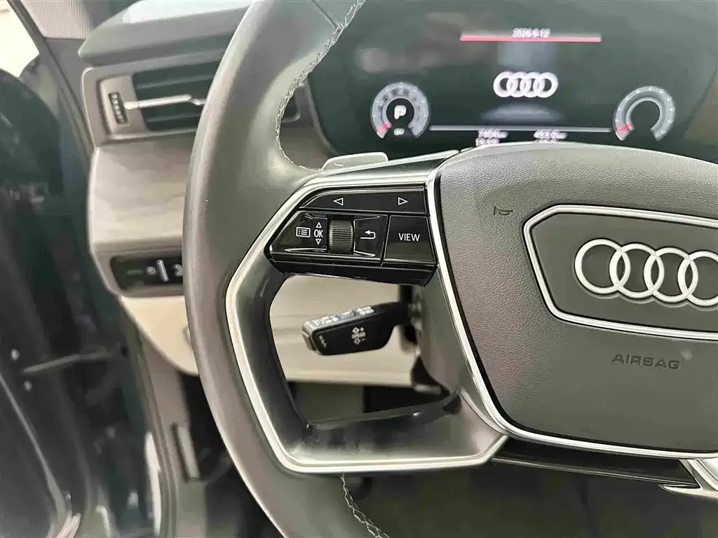 Audi Q6 — фото 4