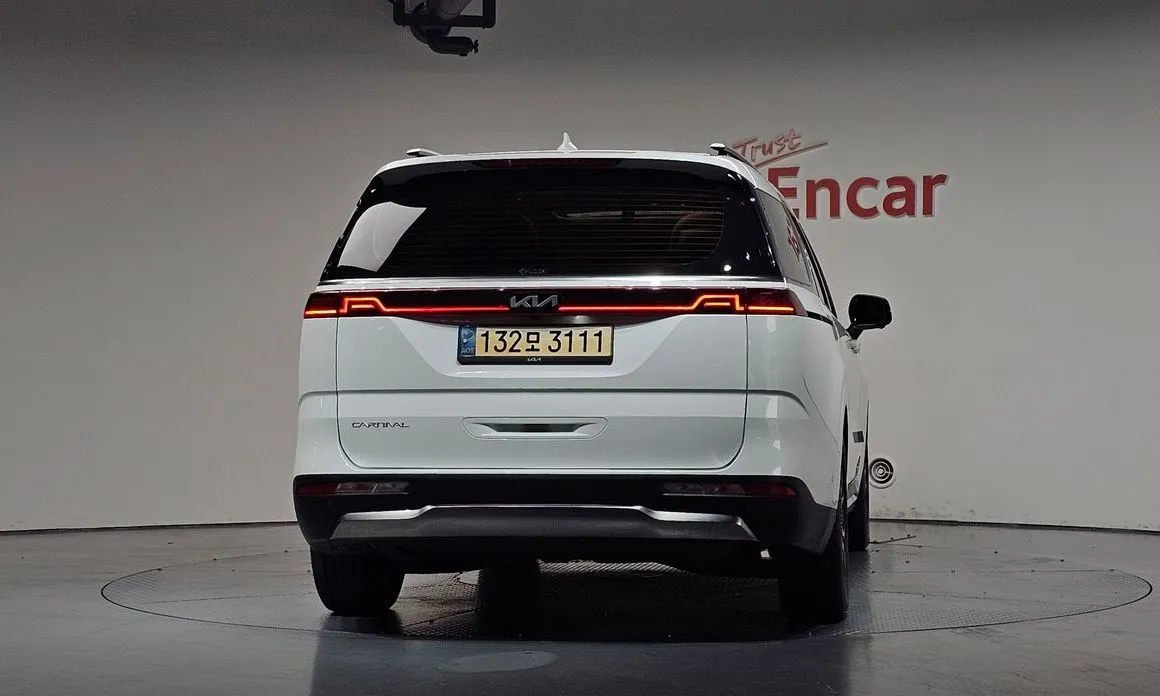Kia Carnival — фото 2
