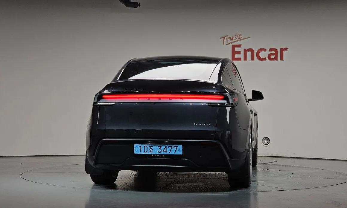 Tesla Model Y — фото 4