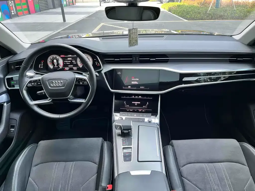 Audi A7L — фото 3