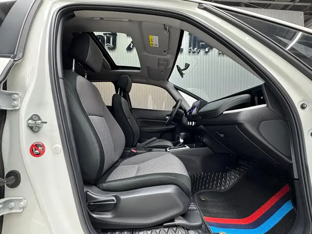 Honda Fit — фото 9