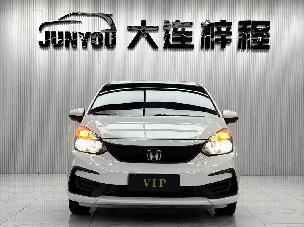 Honda Fit — фото 6