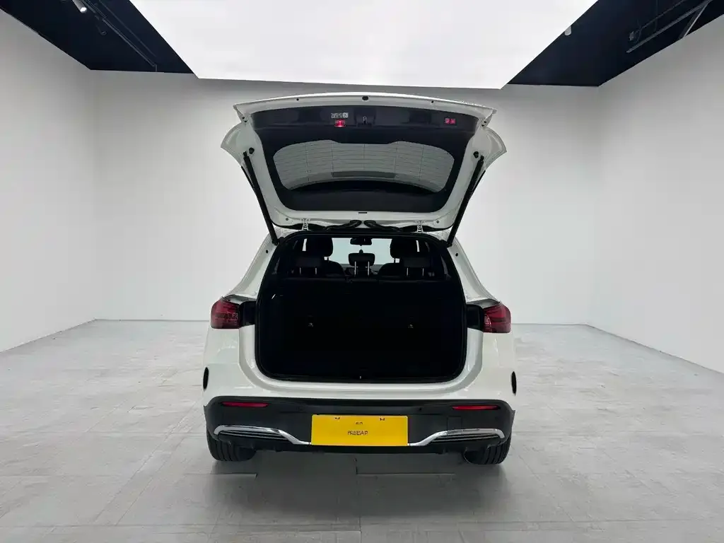 Mercedes-Benz EQA — фото 3