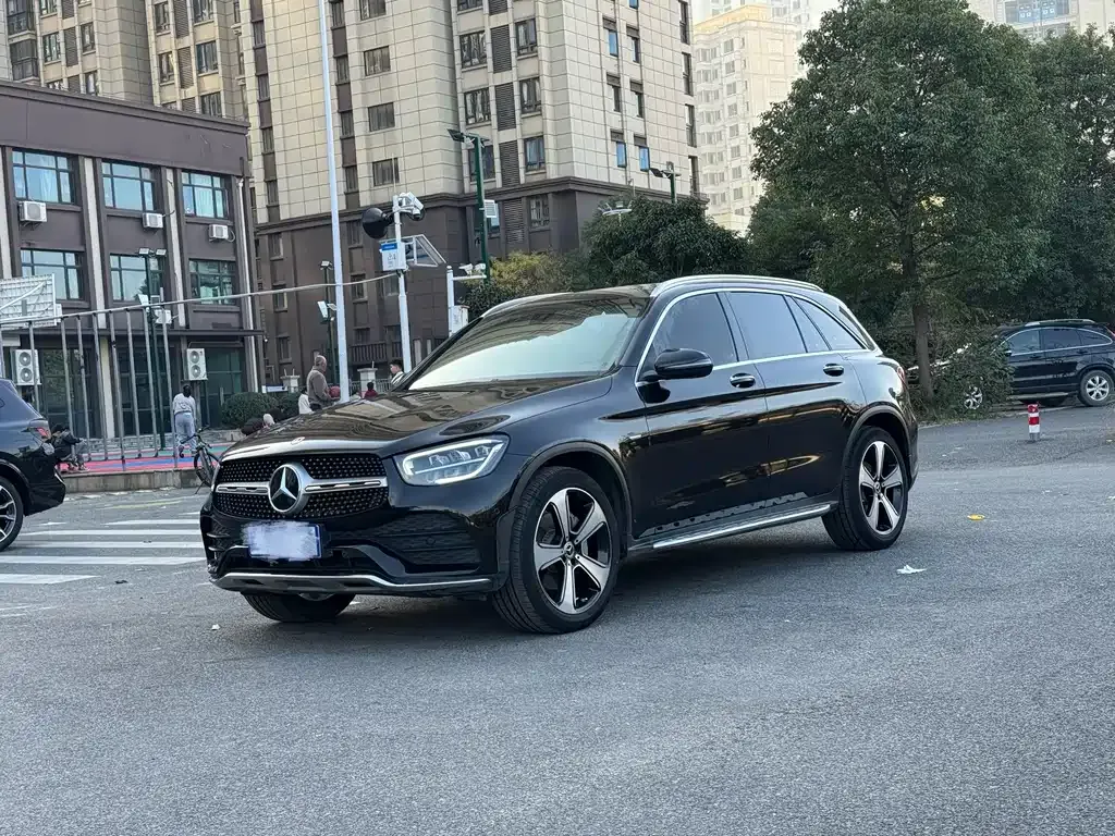 Mercedes-Benz GLC — фото 1