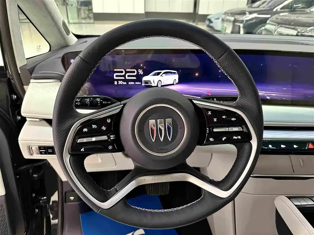 Buick GL8 Hybrid — фото 9