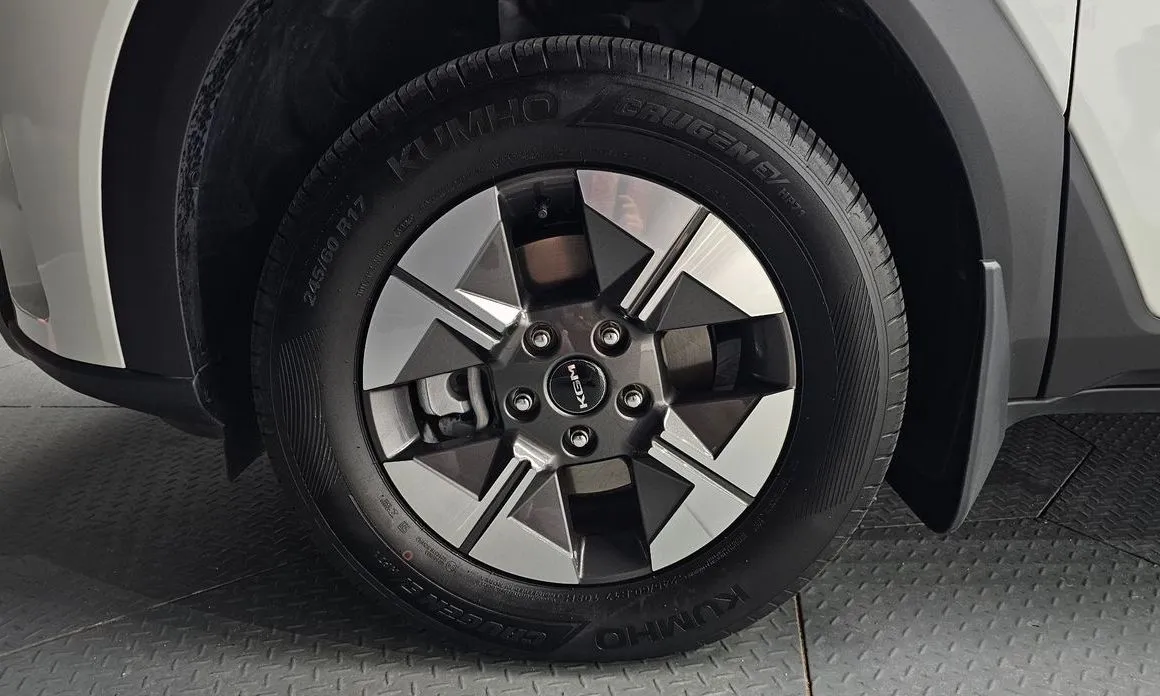 KG Mobility (Ssangyong) Musso — фото 4