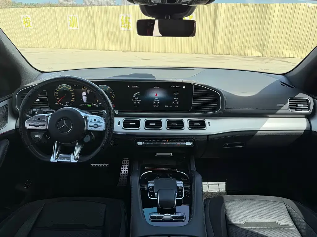 Mercedes-Benz GLE AMG — фото 10