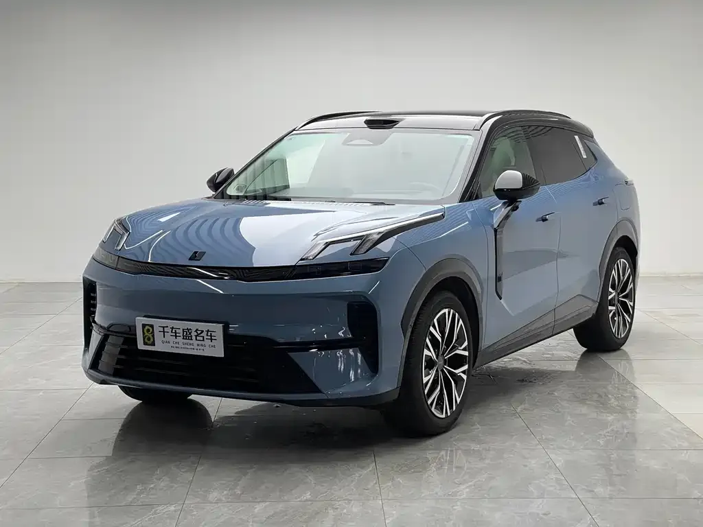 Lynk & Co 08 EM-P — фото 1