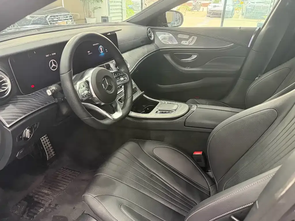 Mercedes-Benz CLS — фото 8