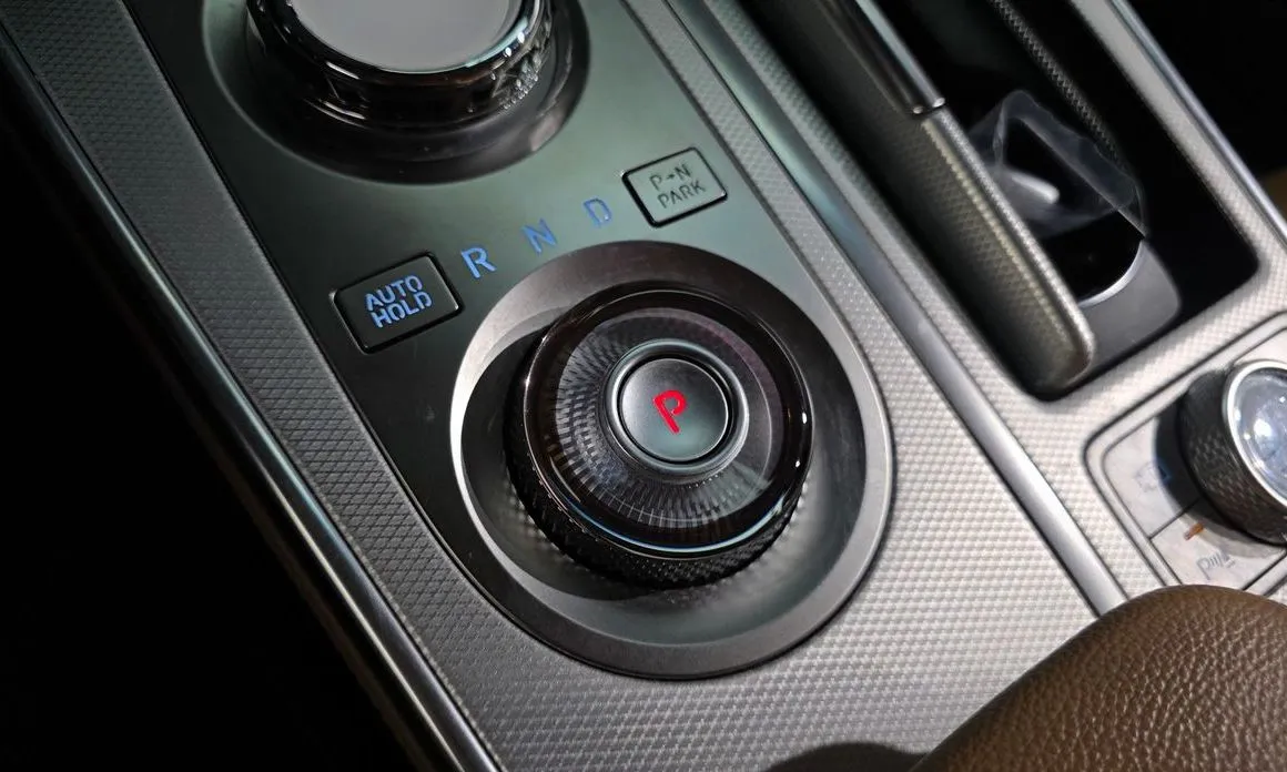 Genesis GV80 — фото 10