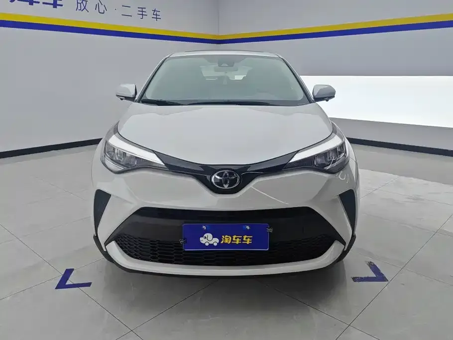 Toyota C-HR — фото 3