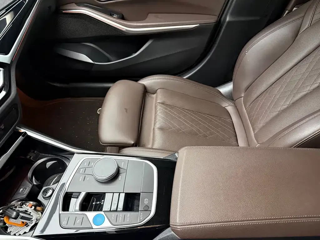 BMW i3 — фото 8