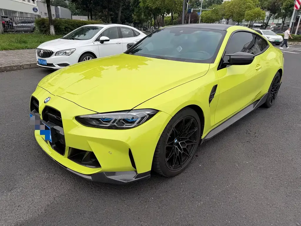 BMW M4 — фото 1