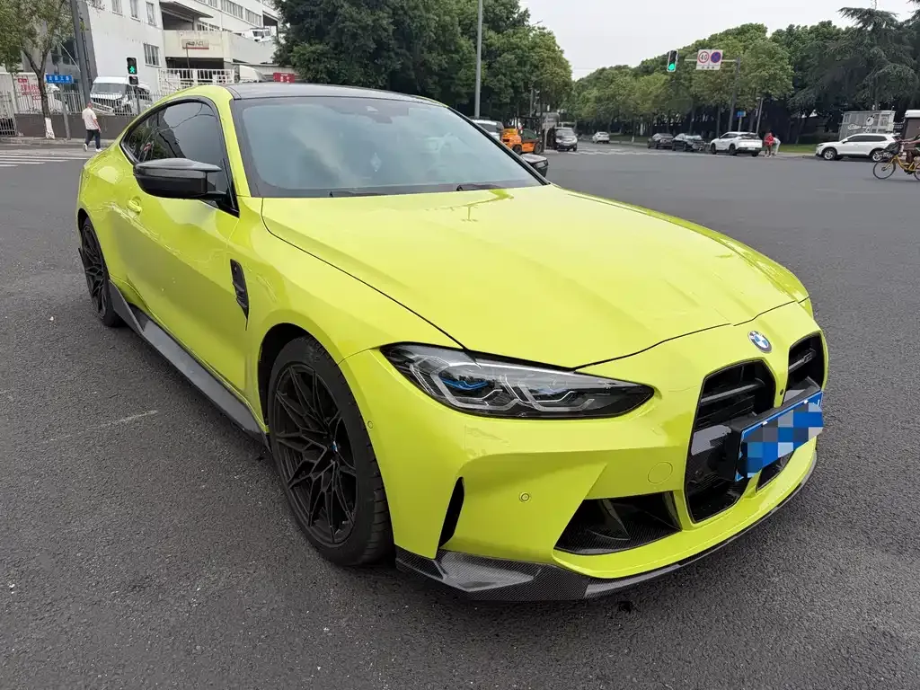 BMW M4 — фото 4