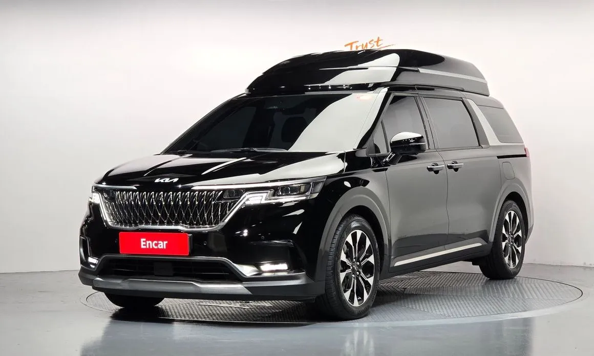 Kia Carnival — фото 1