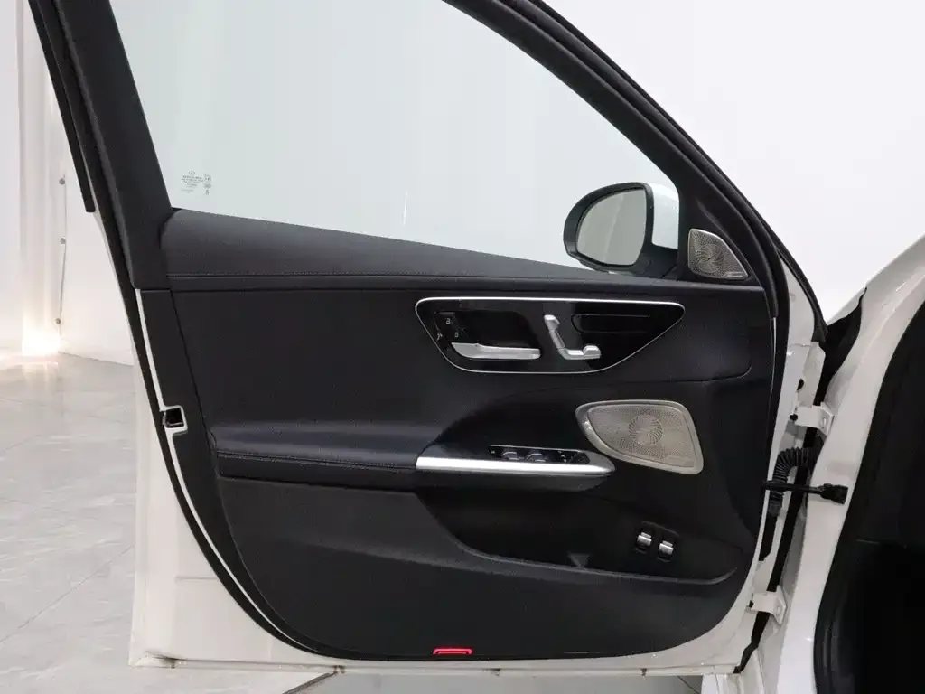 Mercedes-Benz C-Class New Energy — фото 5