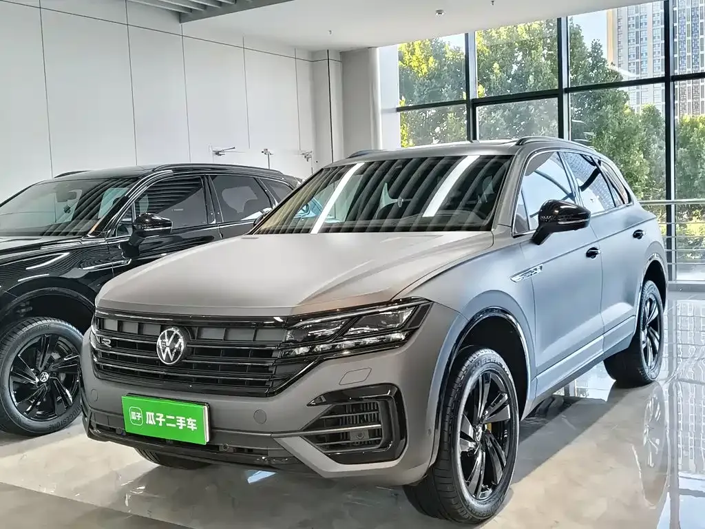 Volkswagen Touareg — фото 5