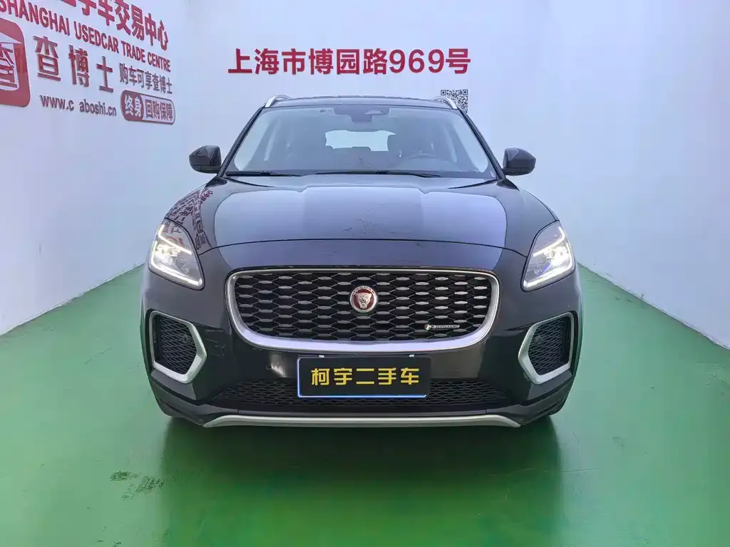 Jaguar E-PACE — фото 3